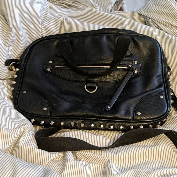 3/$25 Call It Spring Laptop Bag - Picture 1 of 10